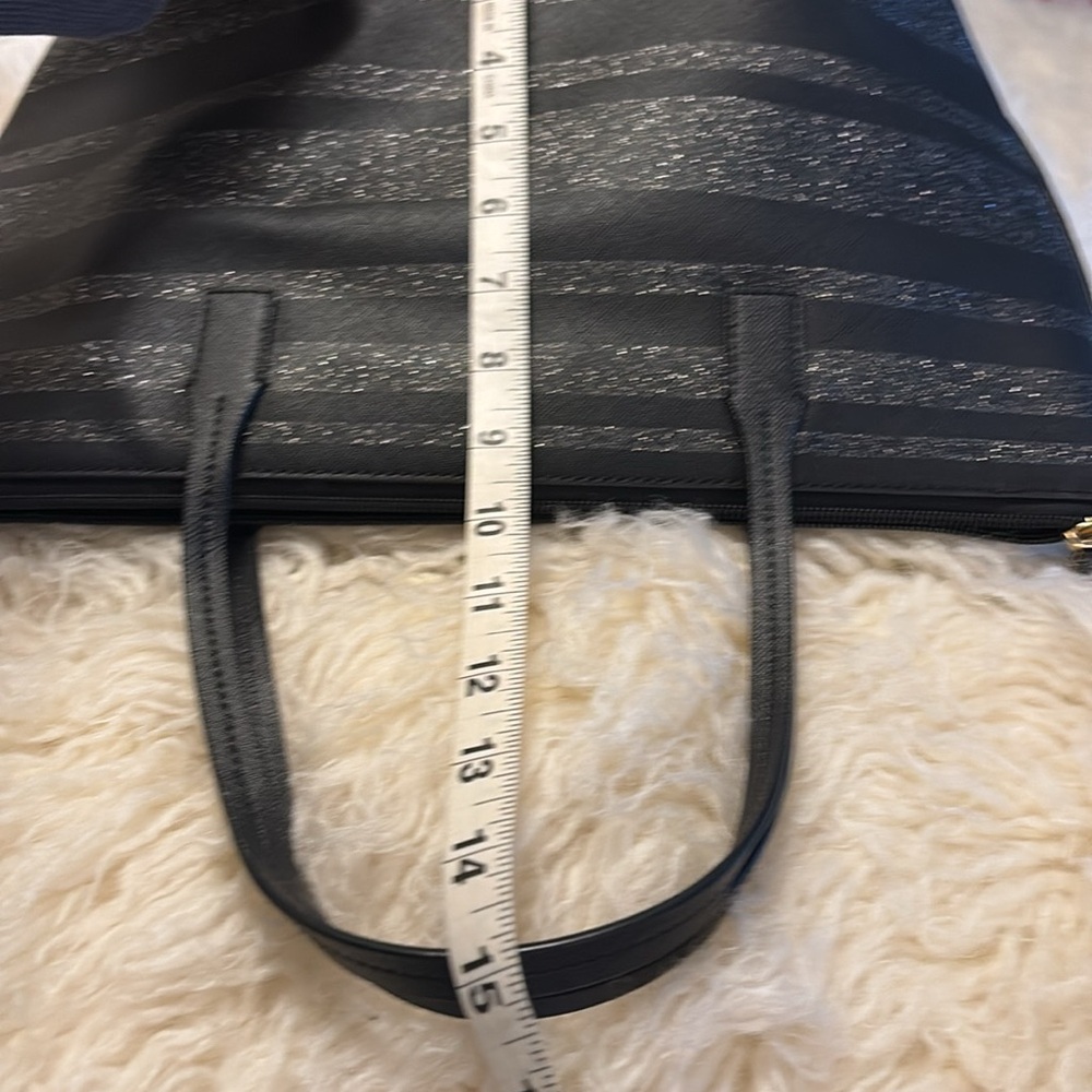 Kate Spade New York 2 piece. Sparkle Stripe Bag and Slim Black Matching Wallet. - Picture 16 of 17